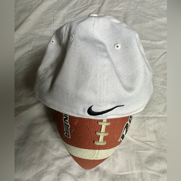 Vintage Michigan Wolverines Nike Hat - Picture 2 of 6